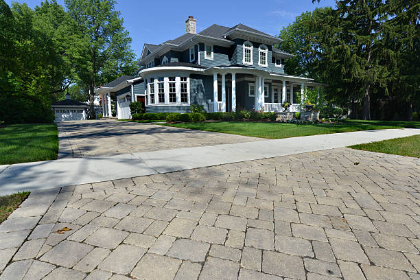 Best Driveway Paving Contractor  in Choudrant, LA